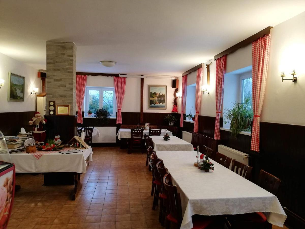Guesthouse Arnika Fuzine Ngoại thất bức ảnh