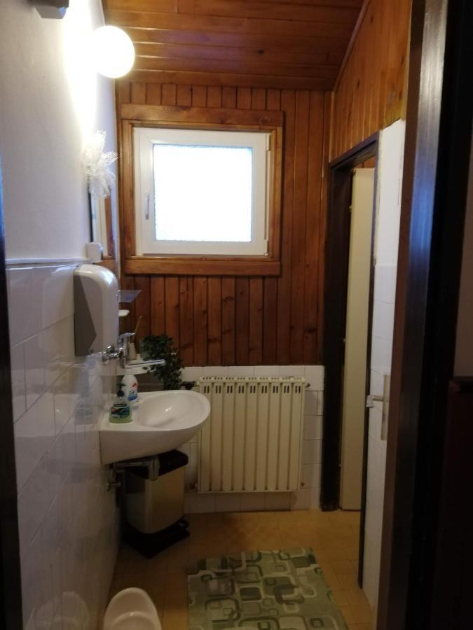 Guesthouse Arnika Fuzine Ngoại thất bức ảnh