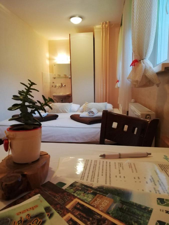 Guesthouse Arnika Fuzine Ngoại thất bức ảnh